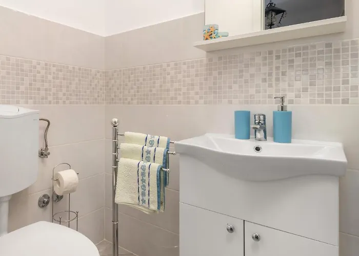 Διαμέρισμα 3 Bedroom Lovely In